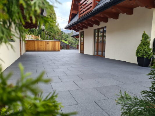 Płytki gumowe na taras - nawierzchnia elastyczna TERRAFLEX